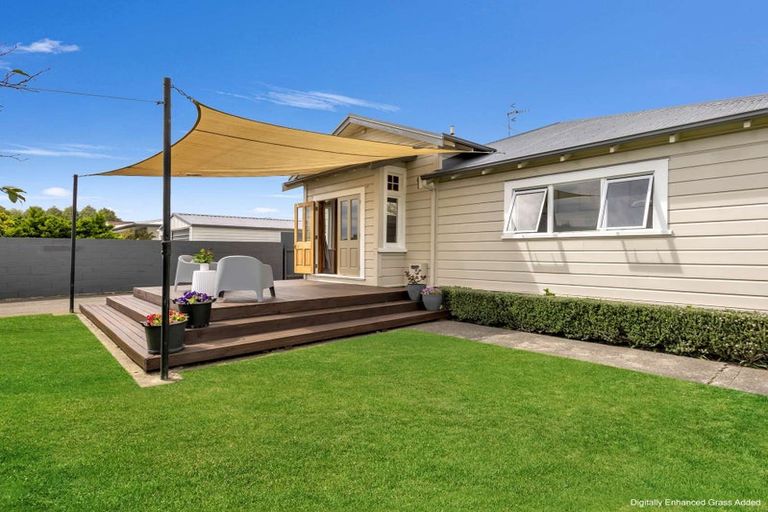 Photo of property in 800 Victoria Street, Parkvale, Hastings, 4122