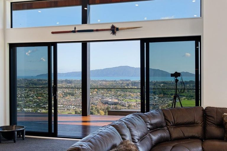 Photo of property in 8 Whio Place, Waikanae, 5036