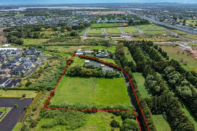 Photo of property in 181 Park Estate Road, Rosehill, Papakura, 2113