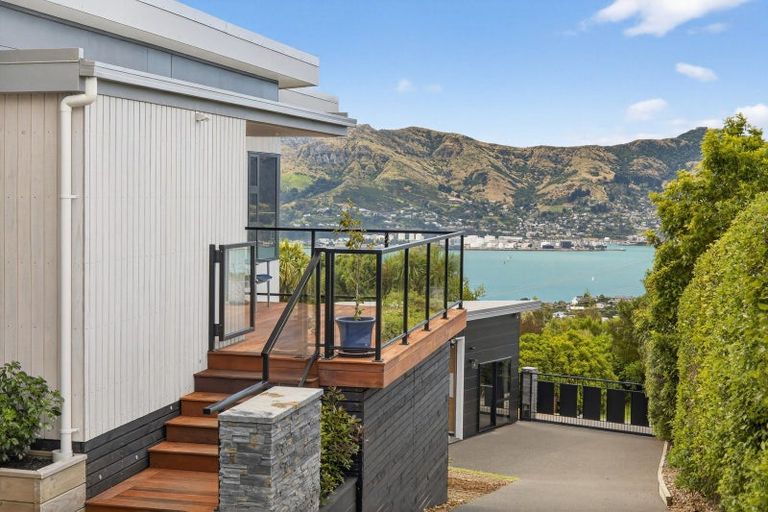 Photo of property in 106 Bayview Road, Charteris Bay, Lyttelton, 8971