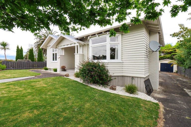Photo of property in 25 Hospital Street, Dannevirke, 4930