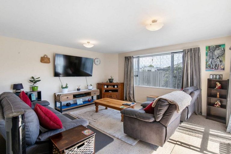 Photo of property in 20 Rustic Lane, Spreydon, Christchurch, 8024