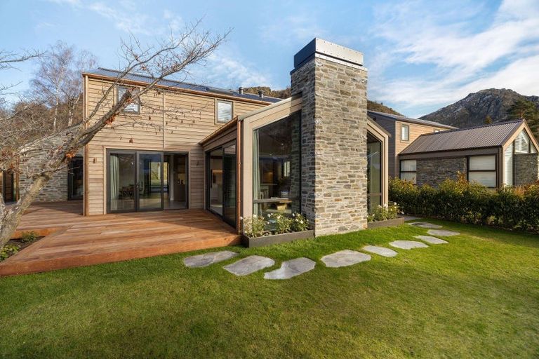 Photo of property in 9c Caernarvon Street, Arrowtown, 9302