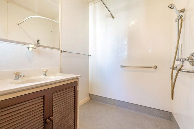 Photo of property in 312 Kahutia Street, Gisborne, 4010