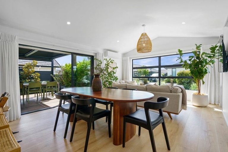 Photo of property in 18a Rose Leigh Drive, Cambridge, 3434