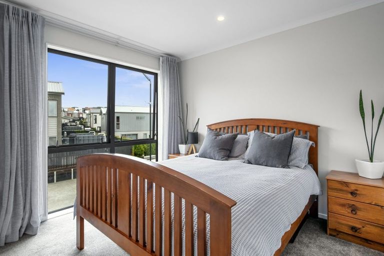 Photo of property in 41 Nugget Avenue, Hobsonville, Auckland, 0616