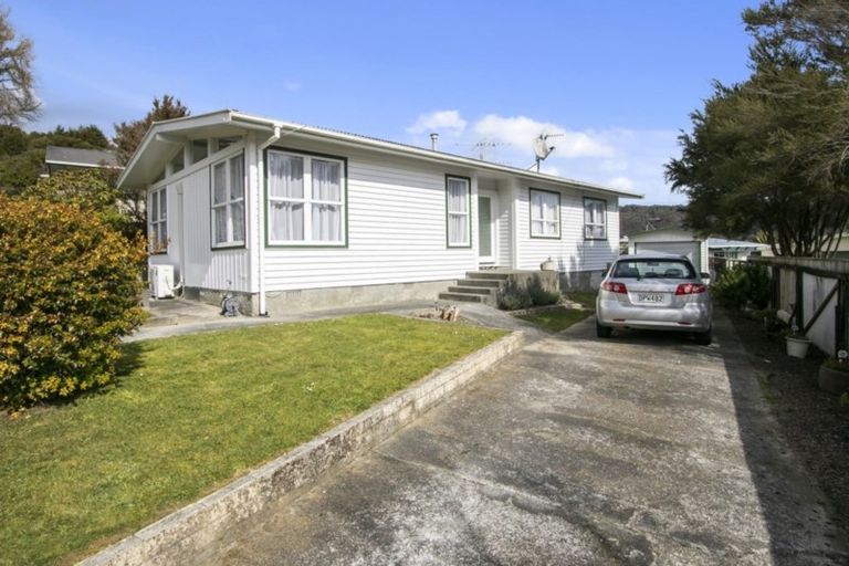 Photo of property in 14 Matariki Grove, Wainuiomata, Lower Hutt, 5014