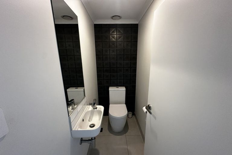 Photo of property in 4 Malcolm Calder Road, Hobsonville, Auckland, 0616