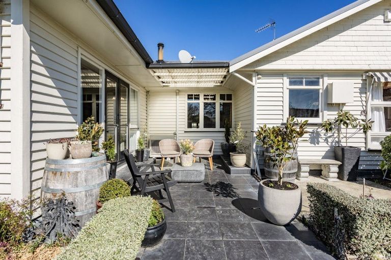 Photo of property in 2 Church Street, Amberley, 7410