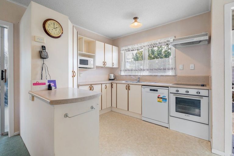 Photo of property in 10 Bowen Place, St Andrews, Hamilton, 3200