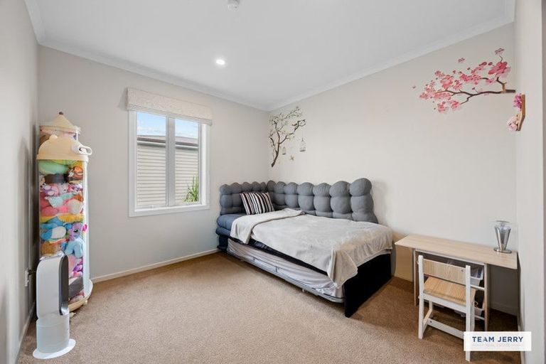 Photo of property in 35 Arrowsmith Drive, Flat Bush, Auckland, 2019