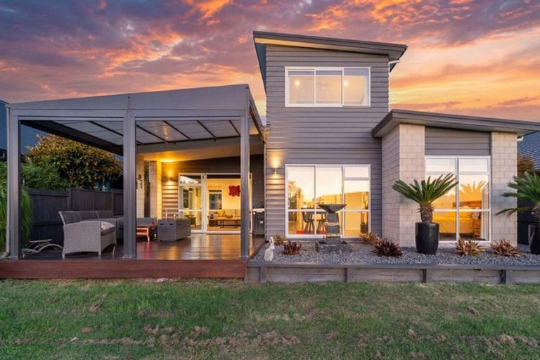 Photo of property in 8 Celmisia Retreat, Papamoa Beach, Papamoa, 3118