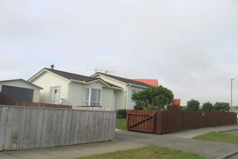 Photo of property in 28 Doncaster Terrace, Ascot Park, Porirua, 5024