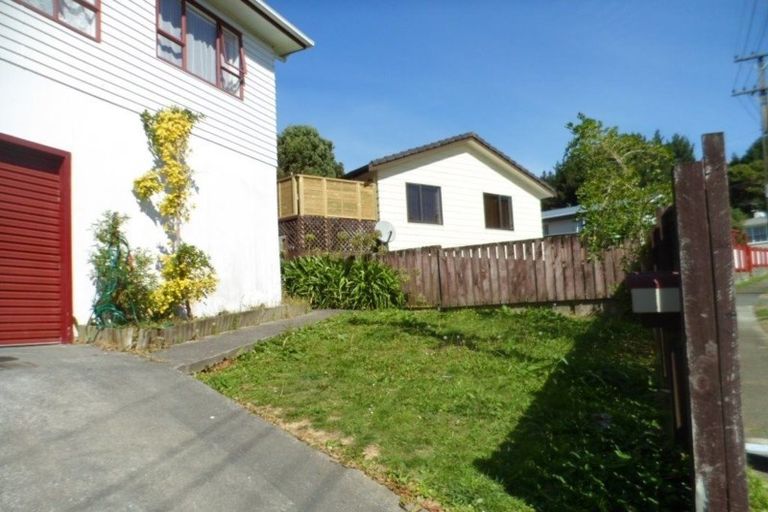 Photo of property in 156 Sievers Grove, Cannons Creek, Porirua, 5024