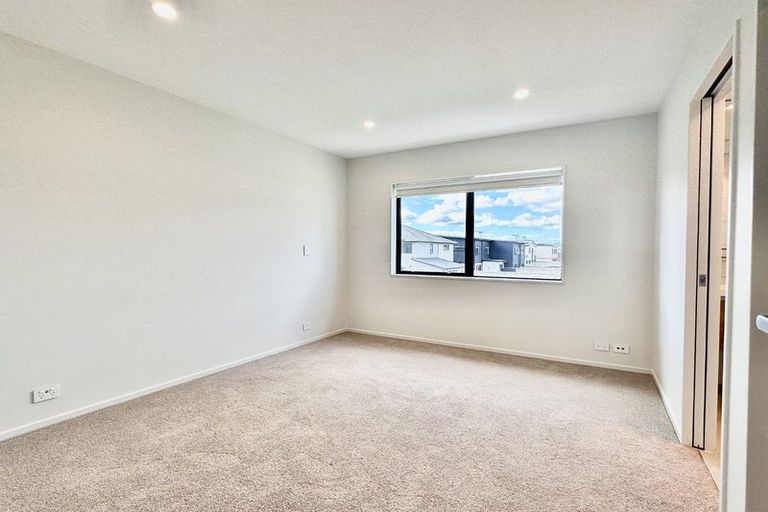 Photo of property in 90 Nganui Avenue, Takanini, Auckland, 2112