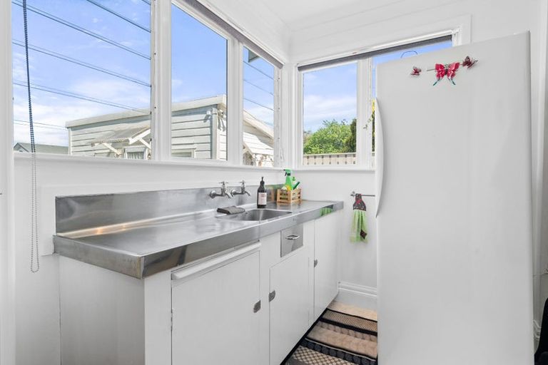 Photo of property in 17 Hogg Crescent, Masterton, 5810