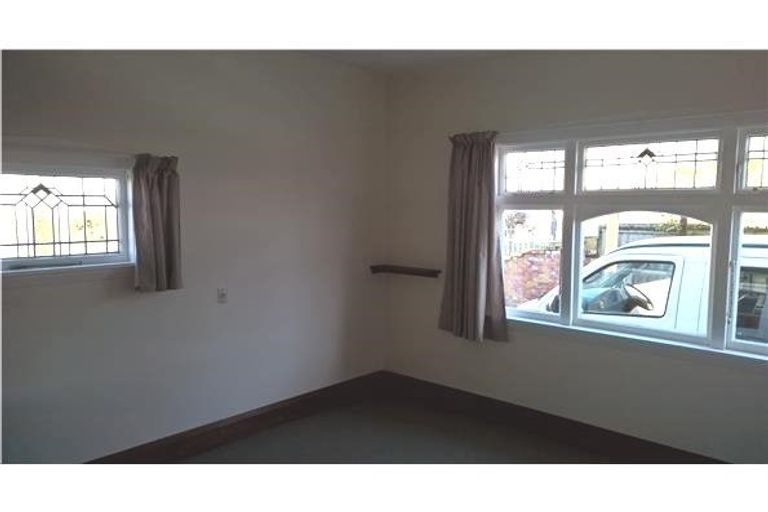 Photo of property in 8 Holly Road, St Albans, Christchurch, 8014