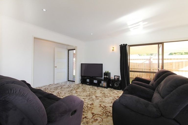 Photo of property in 1/27 Avis Avenue, Papatoetoe, Auckland, 2025