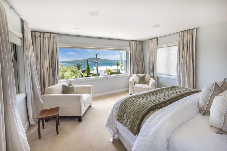 Photo of property in 23 Seacliffe Avenue, Belmont, Auckland, 0622