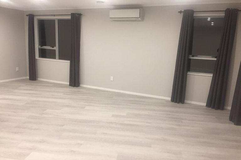 Photo of property in 271 Mitchell Street, Brooklyn, Wellington, 6021