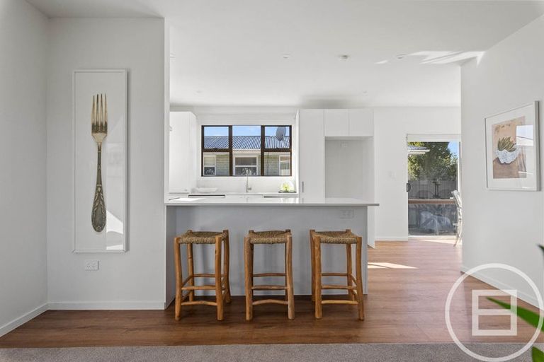 Photo of property in 902 Avonside Drive, Avondale, Christchurch, 8061