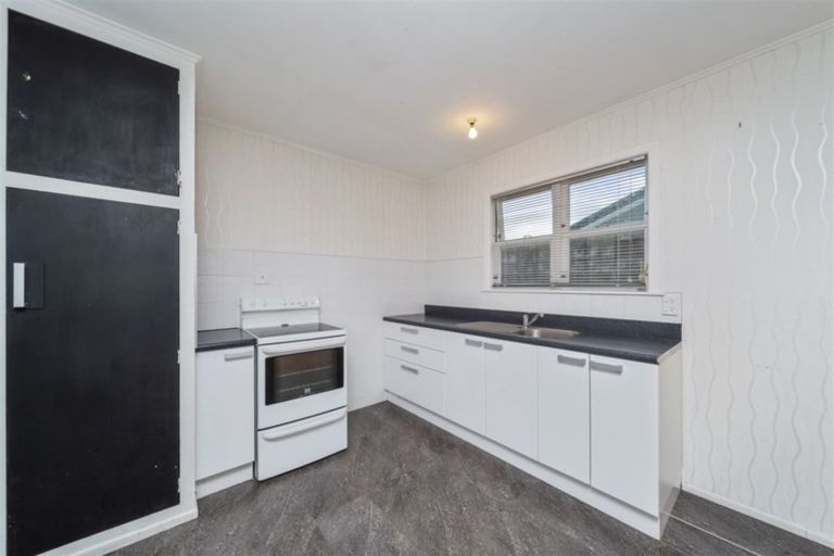 Photo of property in 5 Murray Avenue, Hawera, 4610