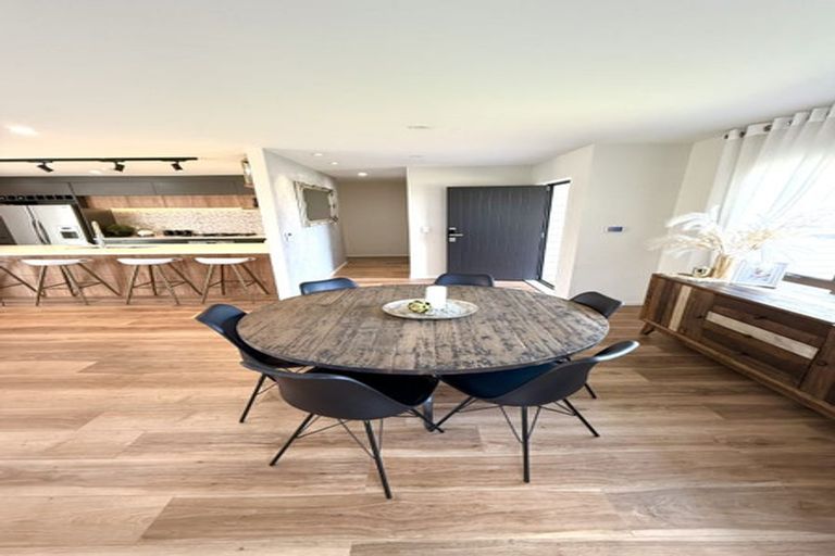 Photo of property in 40 Melgran Avenue, Papakura, 2110