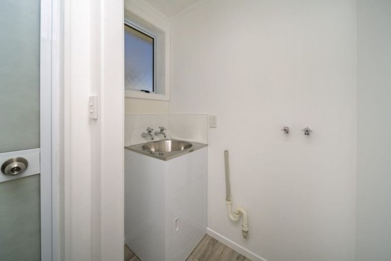 Photo of property in 17b Rimu Street, Hawera, 4610