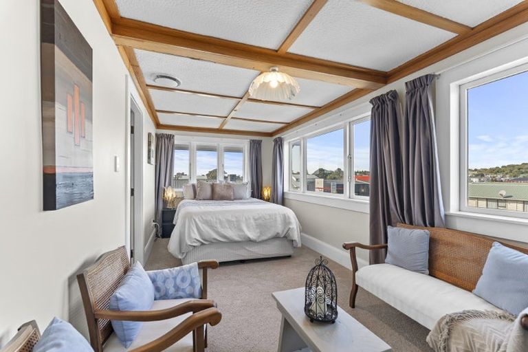 Photo of property in 244 Saint Aubyn Street, New Plymouth, 4310