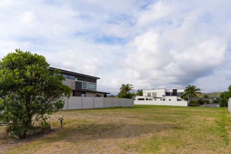 Photo of property in 10 Oceania Sands Way, Papamoa Beach, Papamoa, 3118