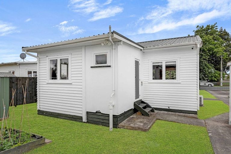 Photo of property in 29 Kelvin Road, Papakura, 2110