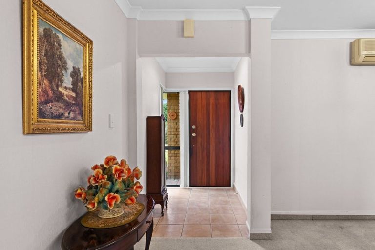 Photo of property in 2 Washington Place, Havelock North, 4130