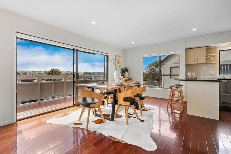 Photo of property in 59 Kennedy Avenue, Forrest Hill, Auckland, 0620