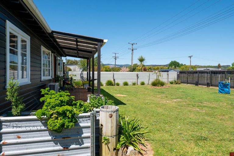 Photo of property in 143 Rangatira Drive, Mangakino, 3421
