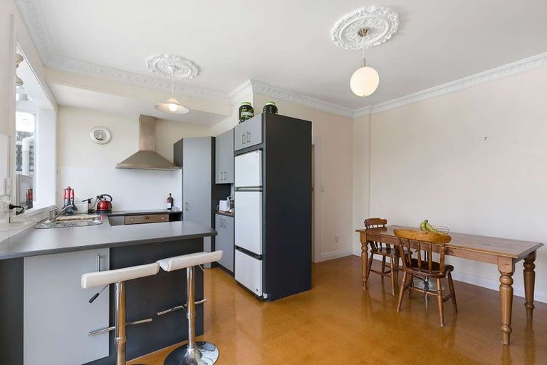 Photo of property in 100 Te Anau Road, Hataitai, Wellington, 6021