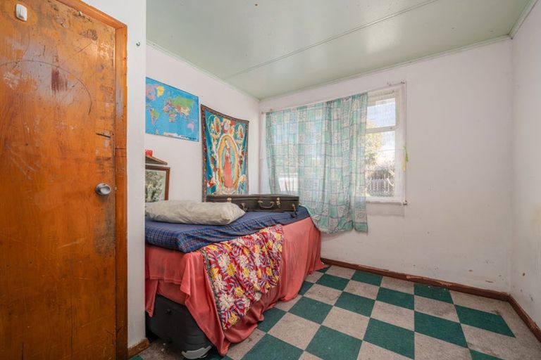 Photo of property in 155 Castor Crescent, Cannons Creek, Porirua, 5024