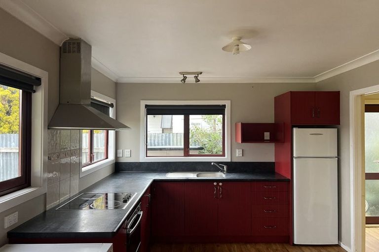 Photo of property in 7a Victoria Street, Hawera, 4610