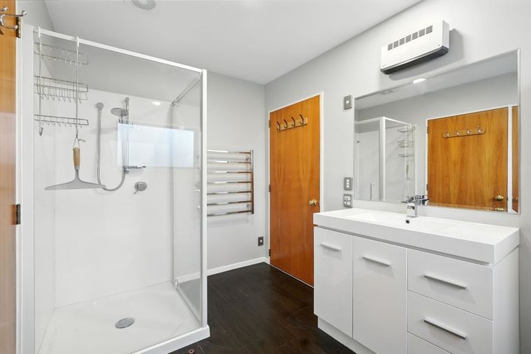 Photo of property in 1/15 Jocelyn Street, Casebrook, Christchurch, 8051