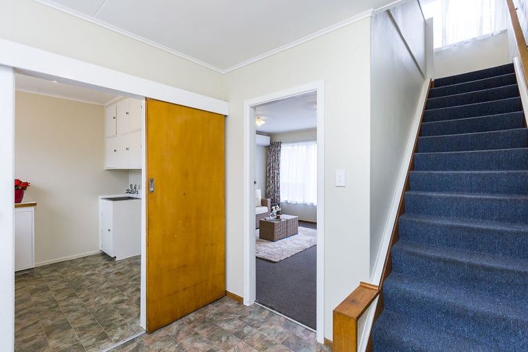 Photo of property in Oberon Flats, 48a Merton Street, Trentham, Upper Hutt, 5018