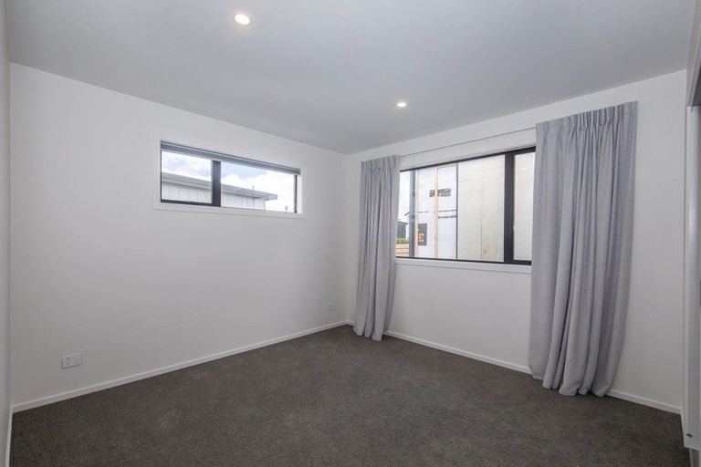 Photo of property in 6 Kapuka Lane, Wanaka, 9305