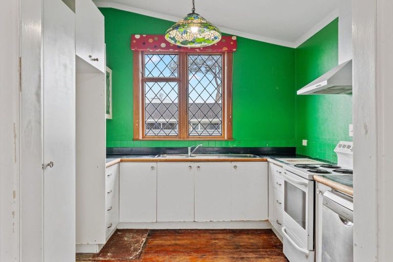 Photo of property in 8 Millar Street, Terrace End, Palmerston North, 4410