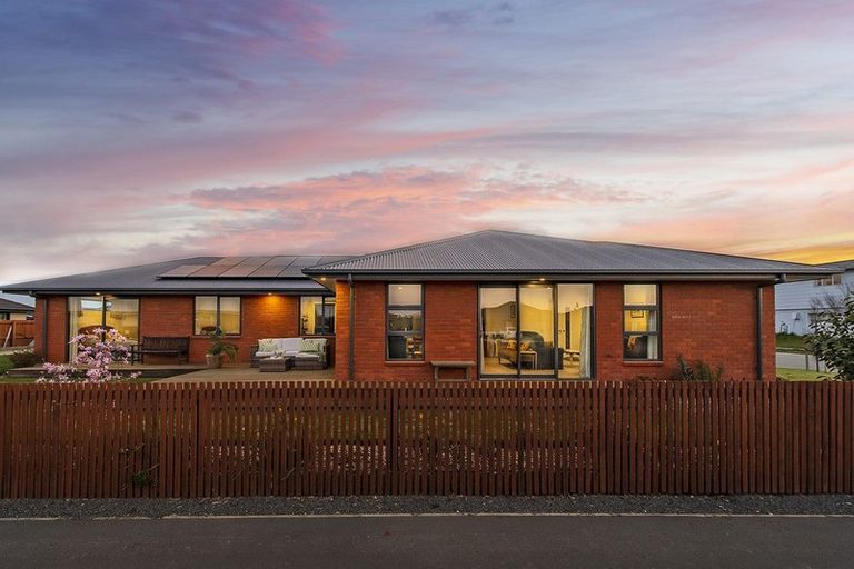 Photo of property in 16 Full Moon Lane, Rolleston, 7614