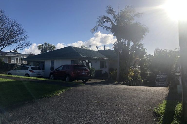 Photo of property in 32 Koromiko Street, New Lynn, Auckland, 0600