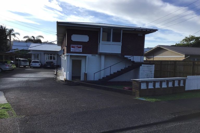 Photo of property in 2 Gorrie Road, Regent, Whangarei, 0112