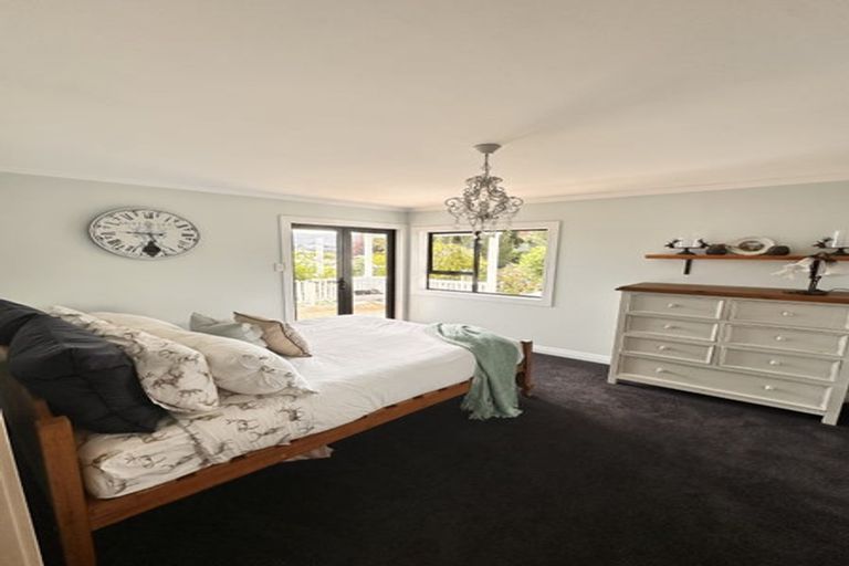 Photo of property in 11 Dickson Street, Macandrew Bay, Dunedin, 9014