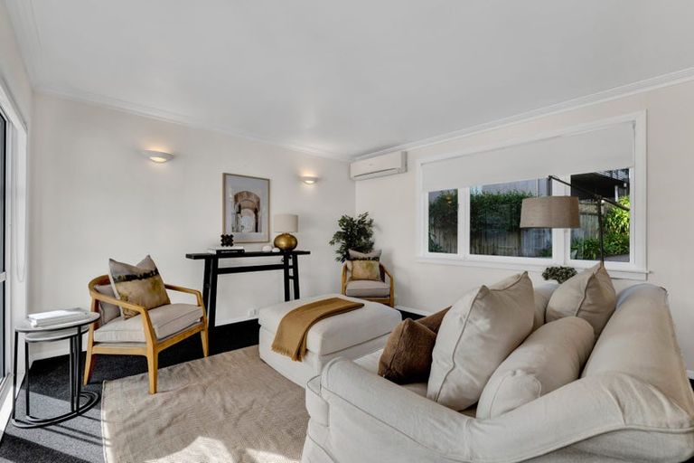 Photo of property in 10 Tasman Street, Vogeltown, New Plymouth, 4310