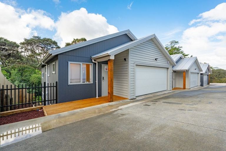Photo of property in 41c Chamberlain Road, Massey, Auckland, 0614