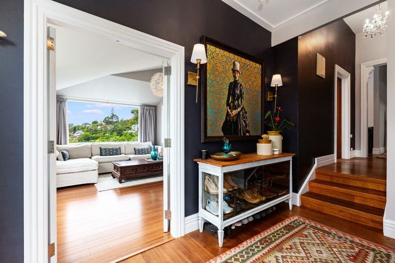 Photo of property in 31 Mairangi Road, Wadestown, Wellington, 6012
