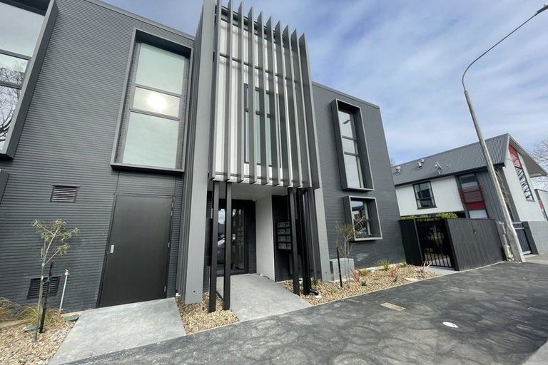 Photo of property in 10/260 Kilmore Street, Christchurch Central, Christchurch, 8011