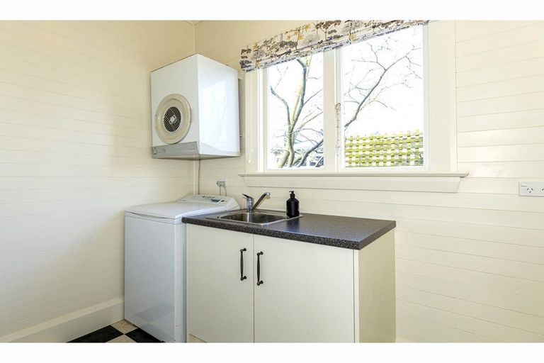 Photo of property in 12 Preston Street, West End, Timaru, 7910